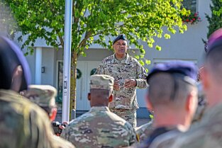 CoC_ 187 56th Artillery Command Change of Command Ceremony. Führungswechesle von Major General Andrew C. Gainey zu Major General John L. Rafferty, Jr.. Zeremonie auf dem...