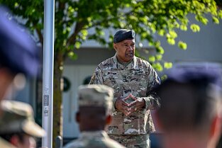 CoC_ 188 56th Artillery Command Change of Command Ceremony. Führungswechesle von Major General Andrew C. Gainey zu Major General John L. Rafferty, Jr.. Zeremonie auf dem...
