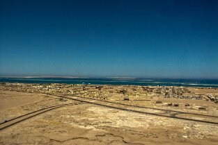 Bucht Rotes Meer mit Hotelanlagen Bucht Rotes Meer mit Hotelanlagen