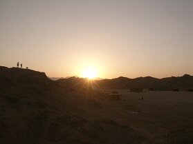 Sonnenuntergang in der Wüste Sonnenuntergang in der Wüste