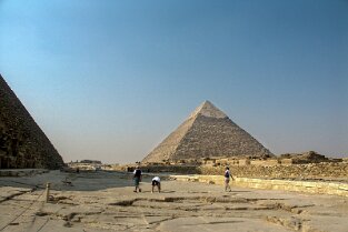 Zwischen den Pyramiden von Gizeh